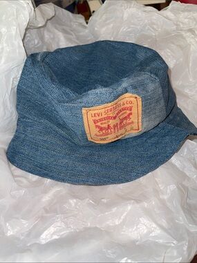 Levi’s Jeans Denim Bucket Hat Reversible Hawaiian Flowered